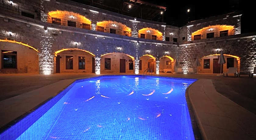 Goreme Cave Lodge