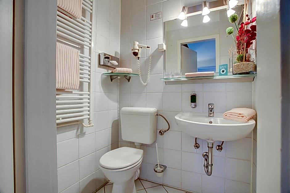 Centro Hotel Consul by INA