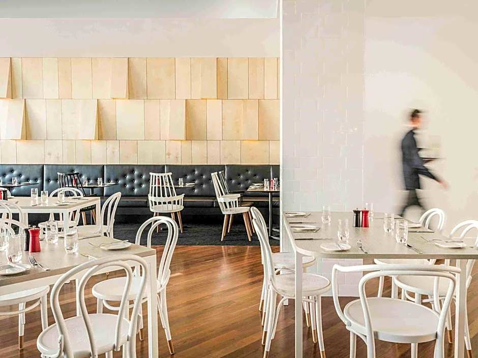 ibis Adelaide