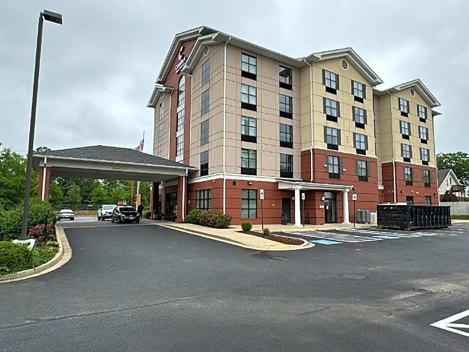 Comfort Inn & Suites Lexington Park near Pax River