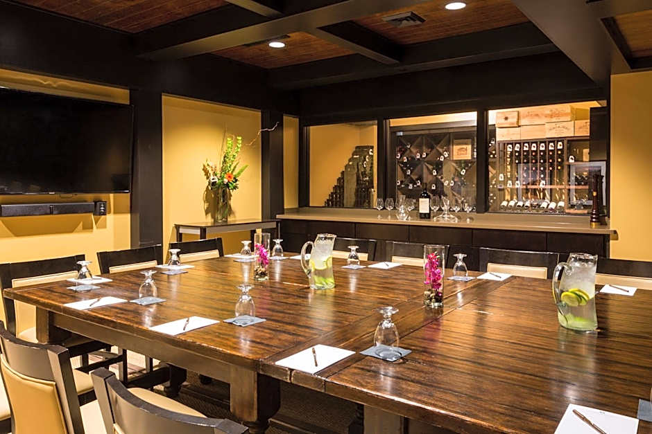 The Strathallan - A DoubleTree By Hilton