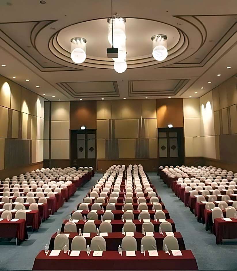 Sunee Grand Hotel&Convention Center