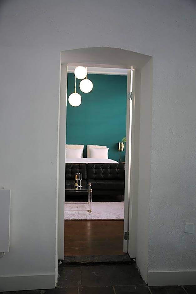 Philipse Suite