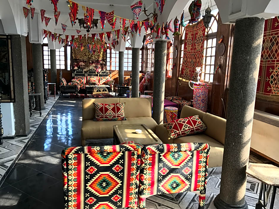 Indiana Hotel Cairo