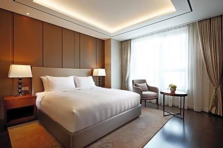 Superior Suite Family Triple Room