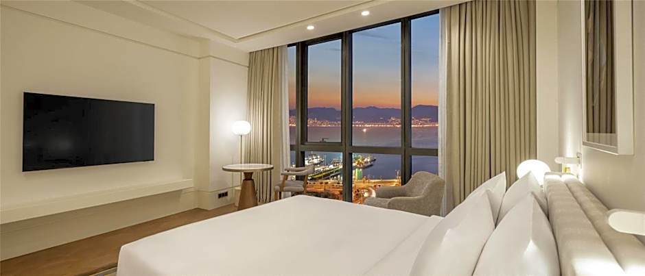 Hyatt Regency Izmir IstinyePark