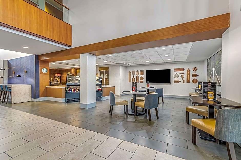 Embassy Suites By Hilton Detroit Metro Airport