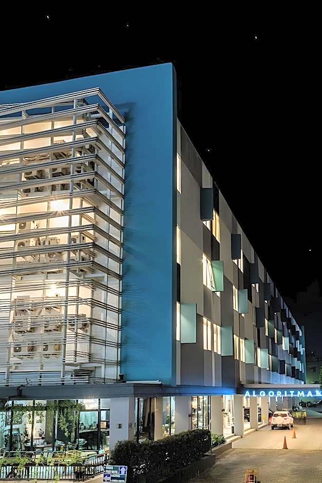 Algoritma Hotel