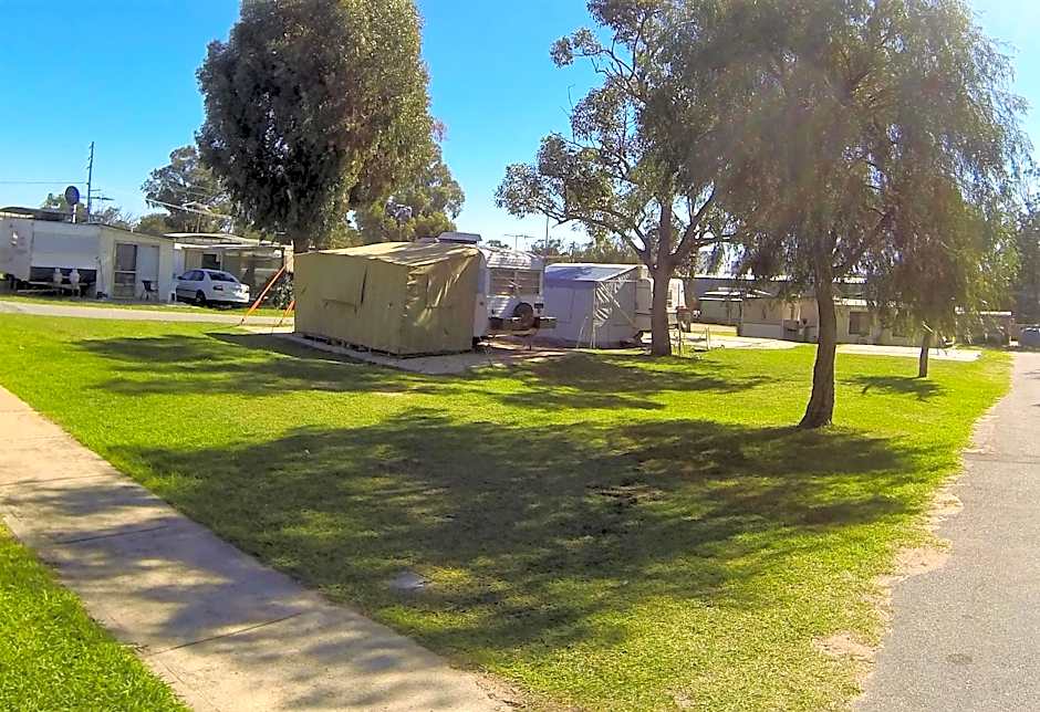 Twin Waters Caravan Park