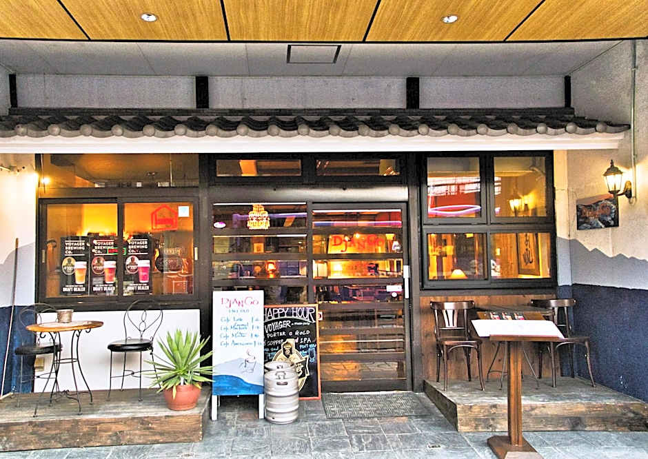 DJANGO hostel & Lounge