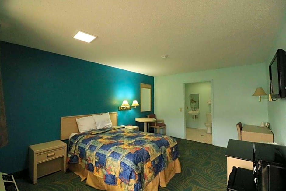 Travelodge by Wyndham Parkersburg