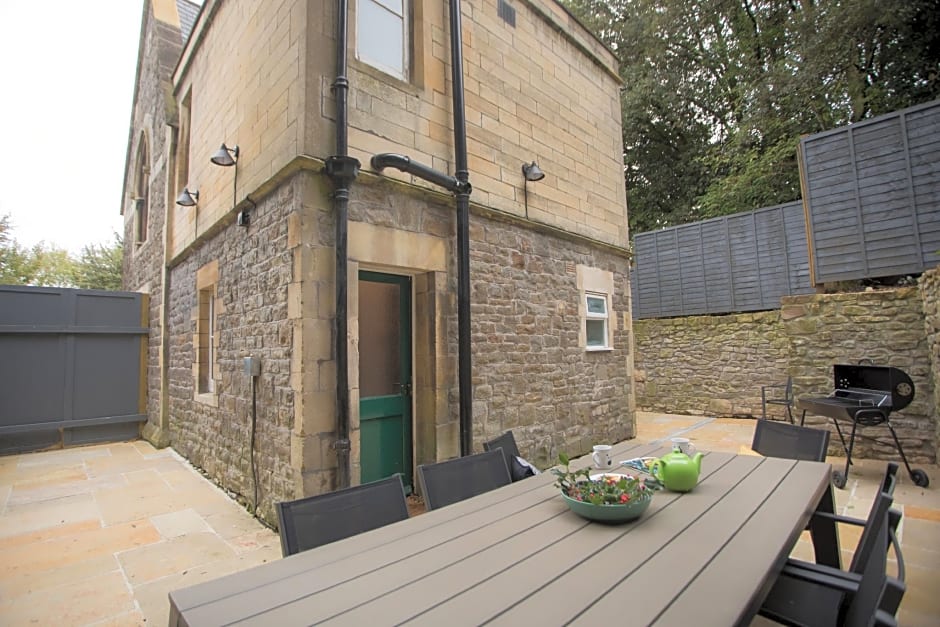 Locksbrook Lodge - Hot Tub - Spacious Outdoor Space