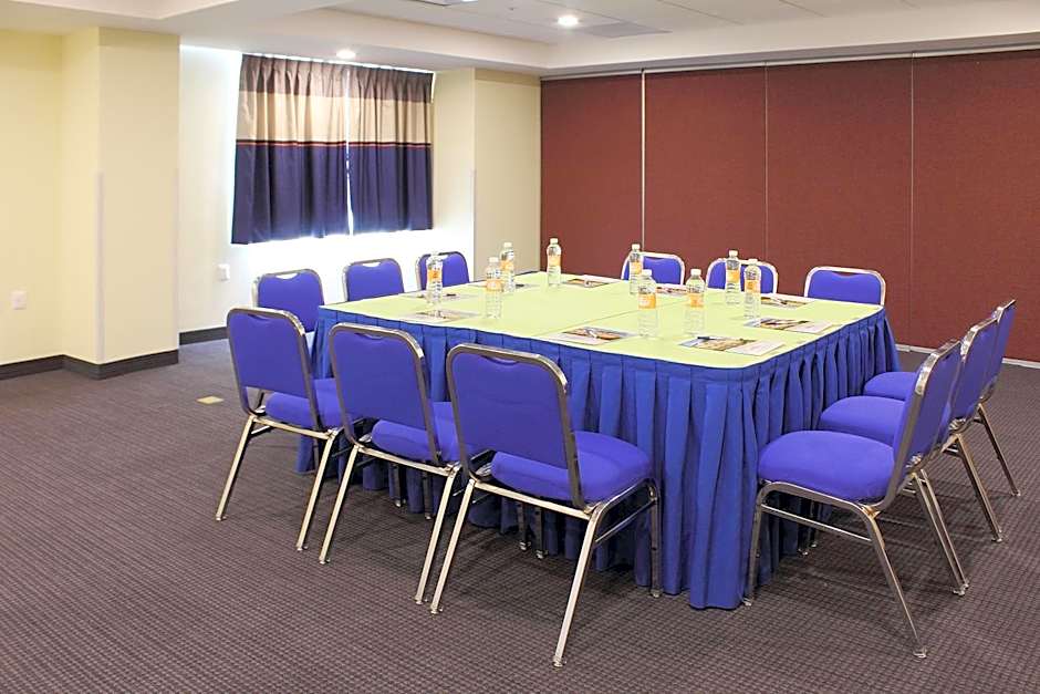 Microtel Inn & Suites By Wyndham Culiacan