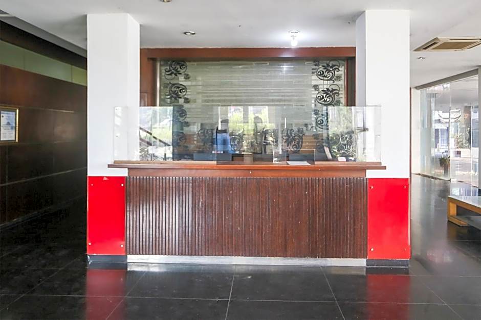 Collection O Cikarang Near Pollux Mall Formerly Hotel Pesona Cikarang