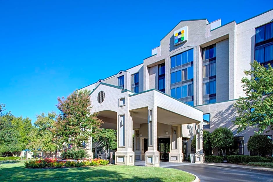 Hyatt Place Richmond Arboretum