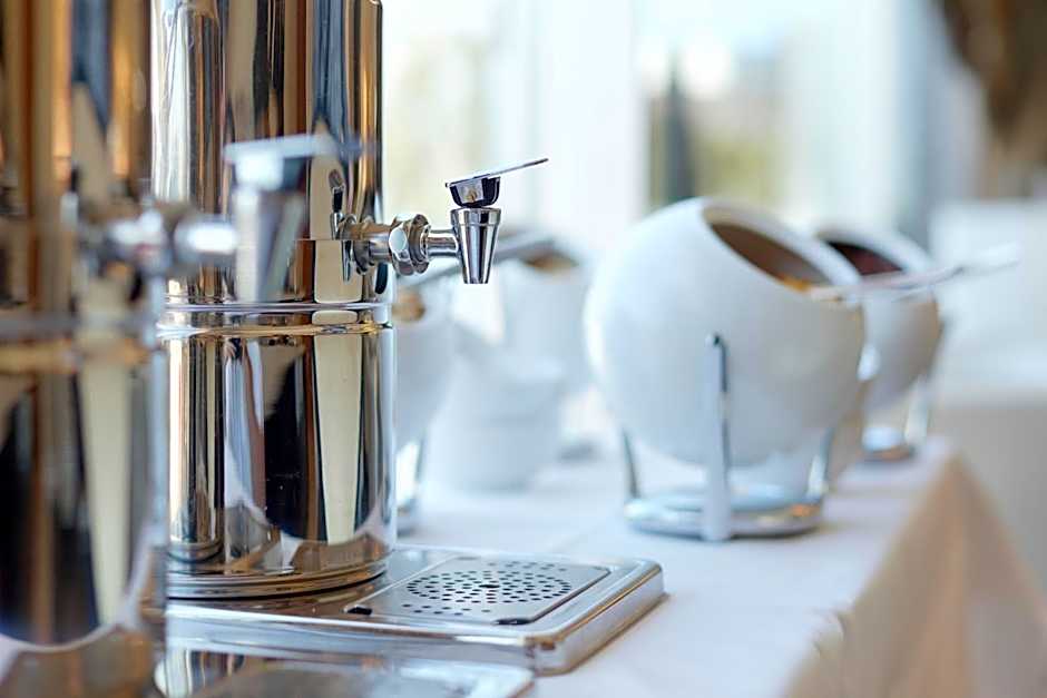 Mercure Lisboa Almada