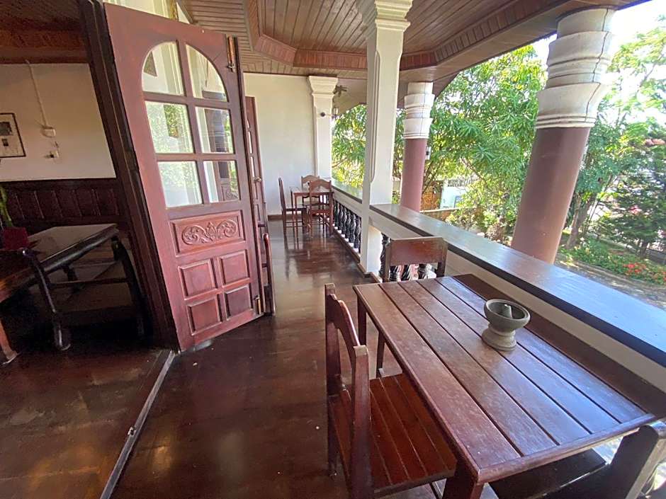 Vangsavath Hotel