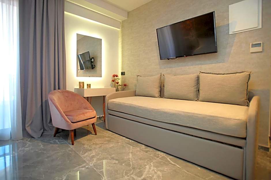 Athinais Luxury Apartments