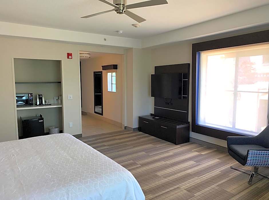 Holiday Inn Express Hotel & Suites El Dorado Hills By IHG