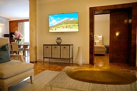 Suite with City View