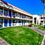 Rodeway Inn & Suites Thousand Palms - Rancho Mirage