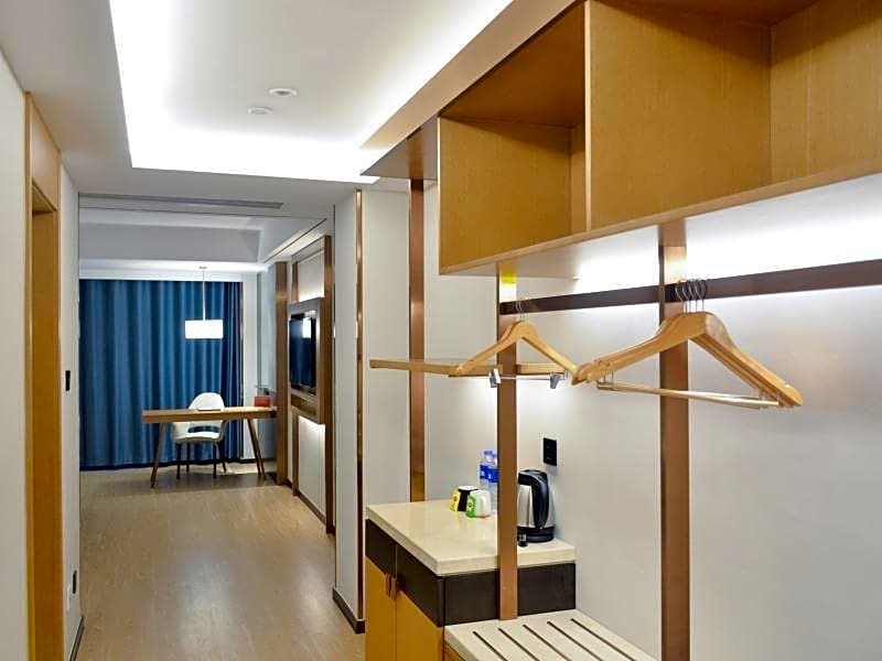 GreenTree Eastern Xuzhou High Speed Railway Station Square Yindi Automobile Market Hotel