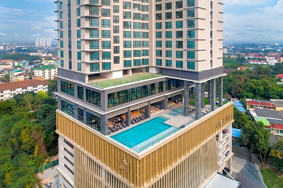 Brighton Grand Hotel Pattaya