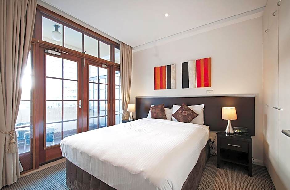 Quest Canberra Apartment