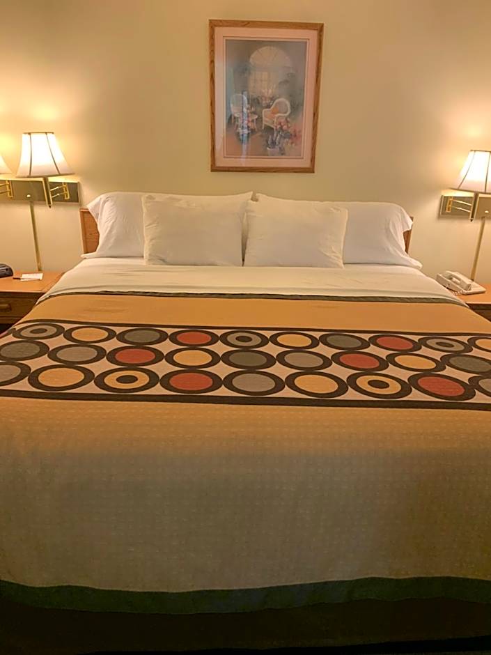 Brookshire Inn
