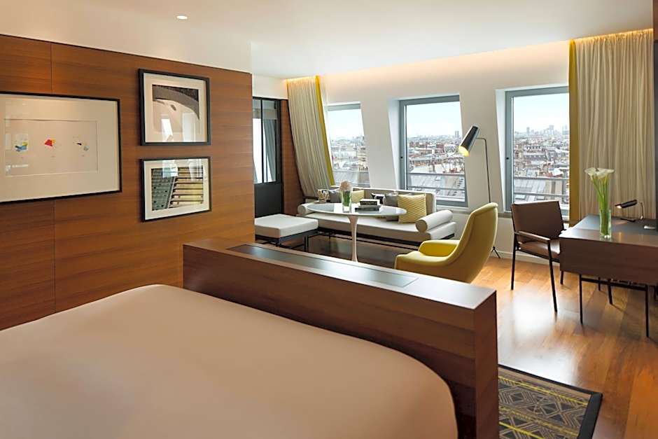 Renaissance Paris Republique Hotel