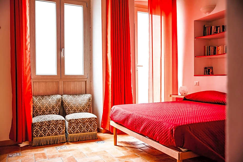 Bobo's House Calasetta