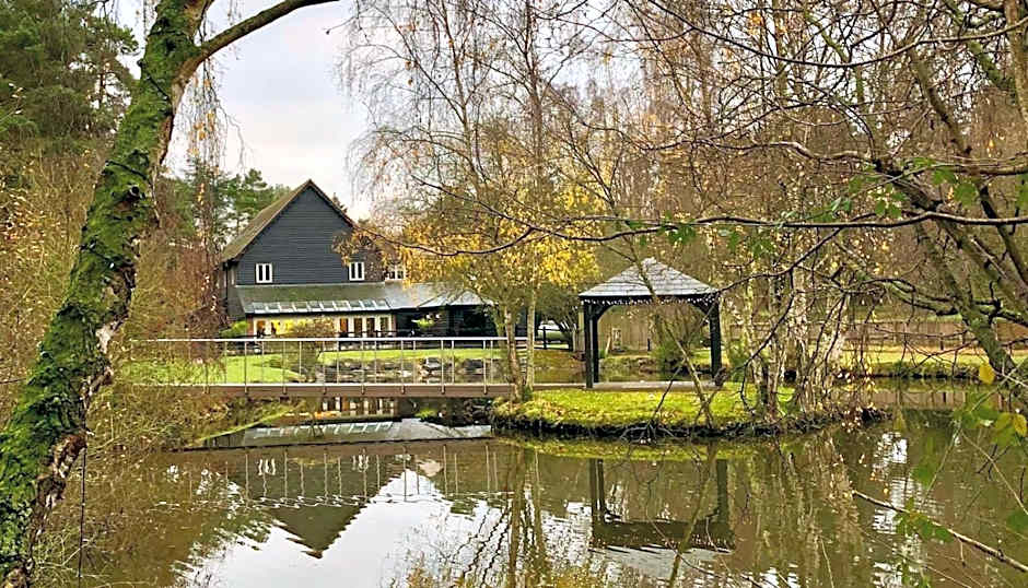 Great Hallingbury Manor