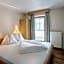 Mountain Living Apartments