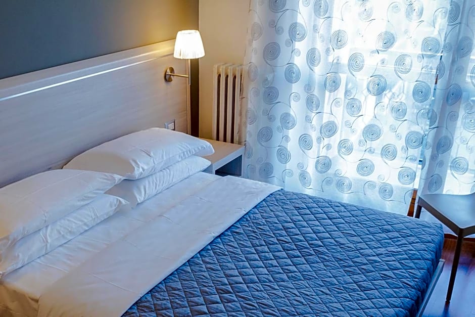 Twelve Hotel