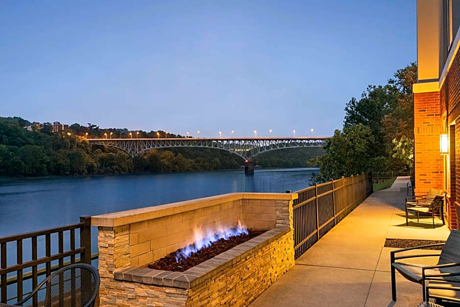 Hampton Inn By Hilton & Suites Pittsburgh/Waterfront-West Homestead