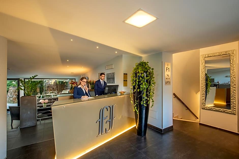 Fragrance Hotel St. Peter