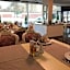 Hotel Deluxe