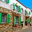 Brothers Cesme Boutique Hotel