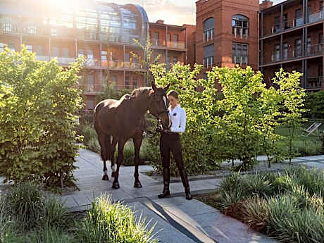 City Park Hotel & Residence