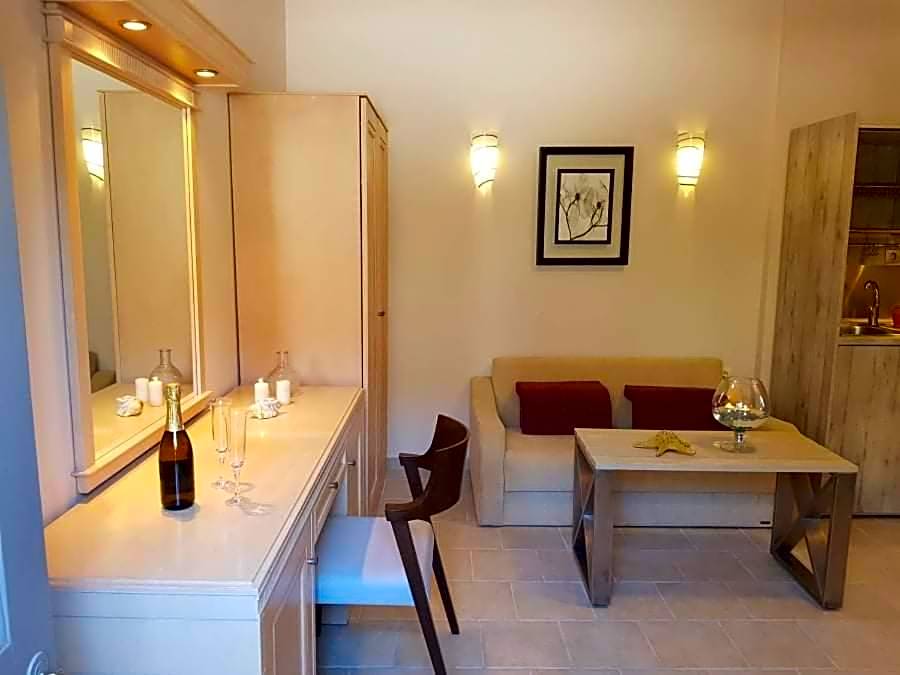 Arginonta Beach Apartments