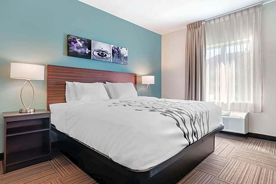 Sleep Inn & Suites