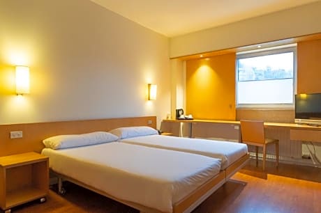 Twin Standard two beds