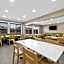 Country Inn & Suites by Radisson, Coon Rapids, MN