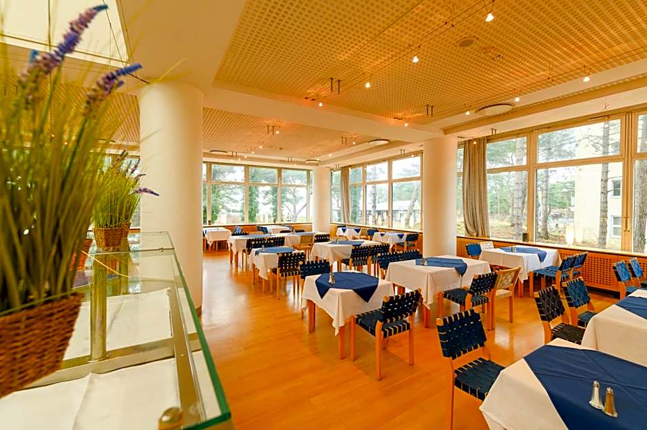 Baltic Zinnowitz - Hotel mit Meerwasserpool und Thermalbad