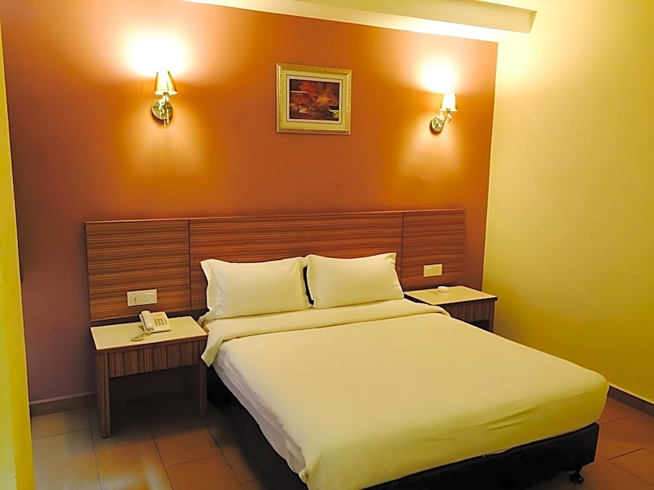 Grand Court Hotel