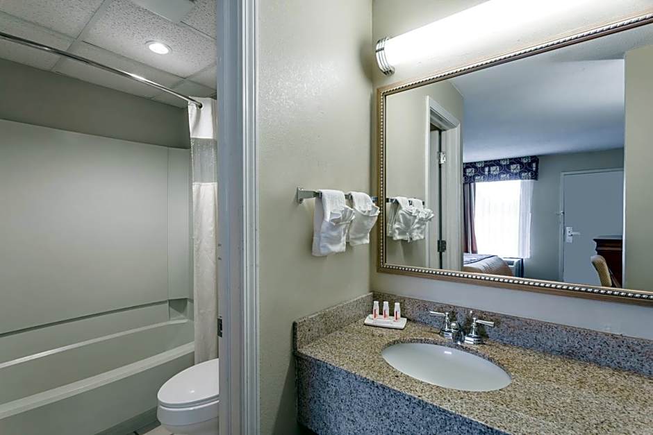Days Inn by Wyndham Orangeburg