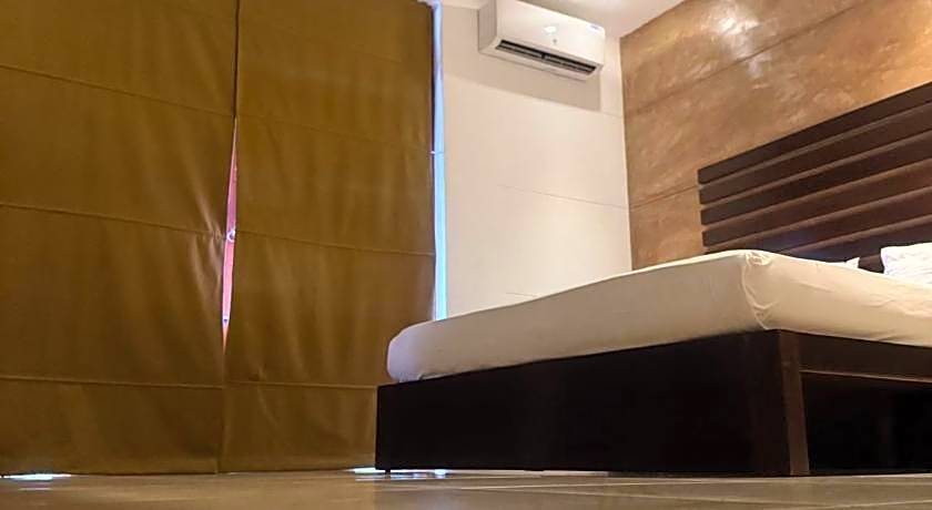 Summer Side Residence