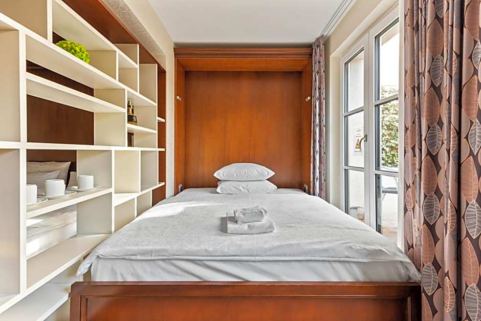 King's Hotel City Stay