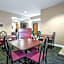 Econo Lodge Harrisburg