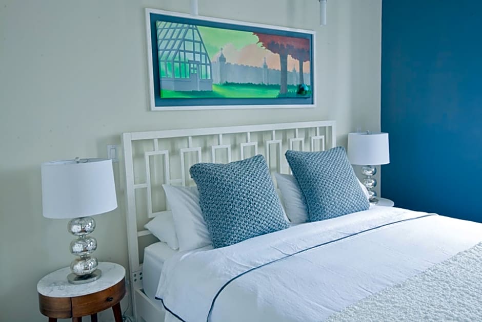 Henry Norman Hotel